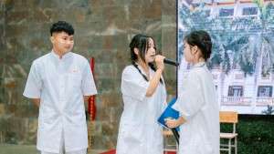 CHUYÊN ĐỀ: “HỒI ỨC NỮ LIỆT SĨ, BÁC SĨ ĐẶNG THUỲ TRÂM” do thầy cô Ngữ Văn trường THPT IVS long trọng tổ chức